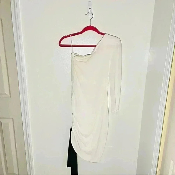 NEW Misha Collection Faye Midi Dress Ivory Ruching Black Bow Bridal Shower Party - Picture 8 of 9